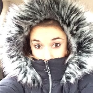 Meet your Posher, Cristina